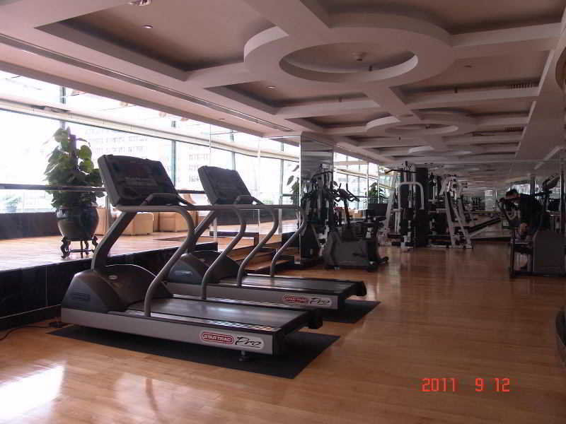 Renaissance Shenzhen Luohu Hotel Экстерьер фото